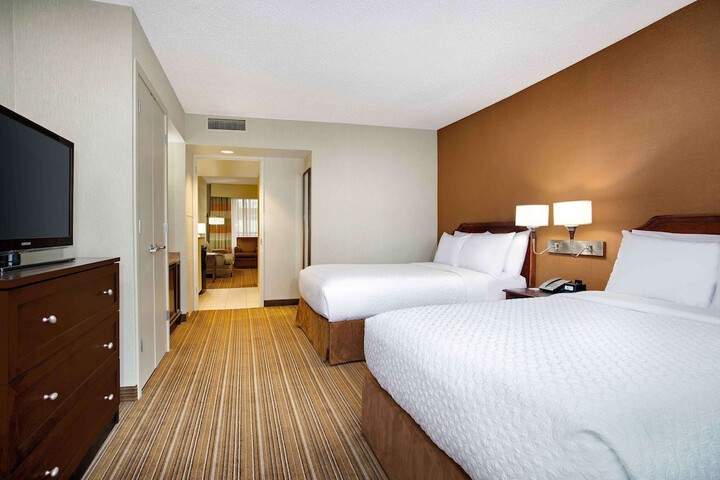 Embassy Suites by Hilton Parsippany