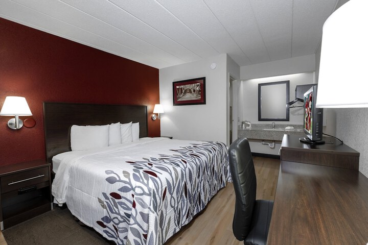 Room 15 of 18