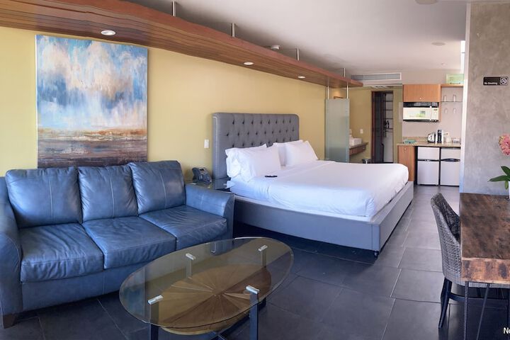 14 West Hotel
