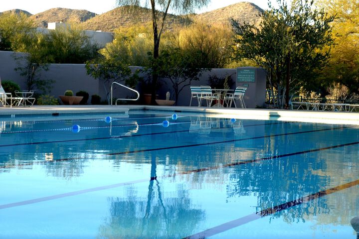 Pool 28 of 70