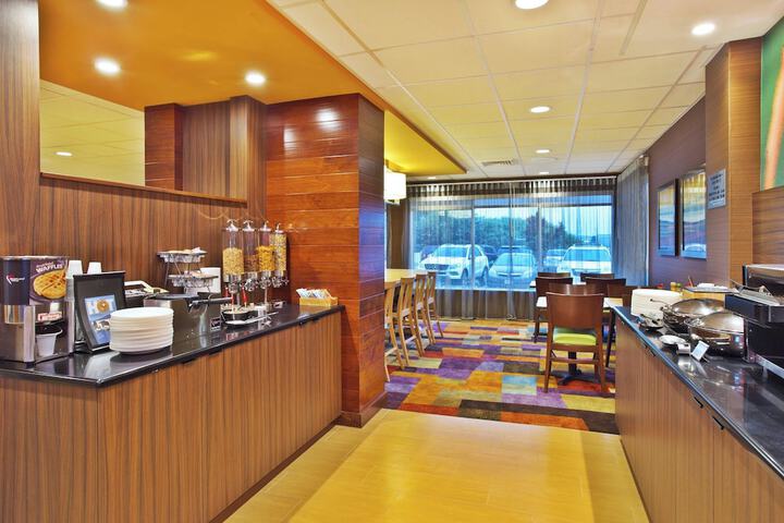 Fairfield Inn & Suites by Marriott Madison West / Middleton