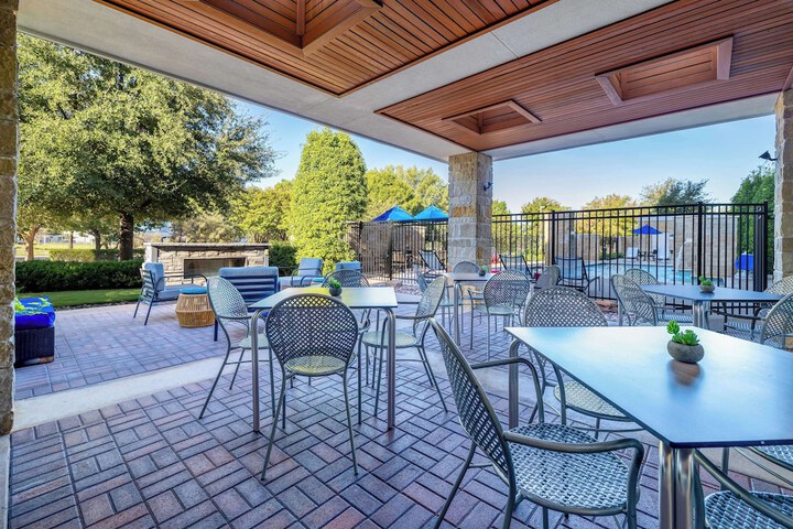 Terrace/Patio 48 of 50