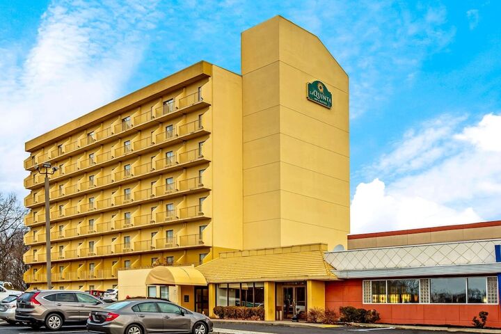 Hotel 2 of 46
