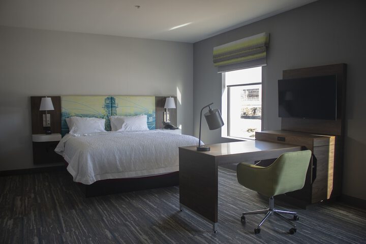 Room 40 of 93