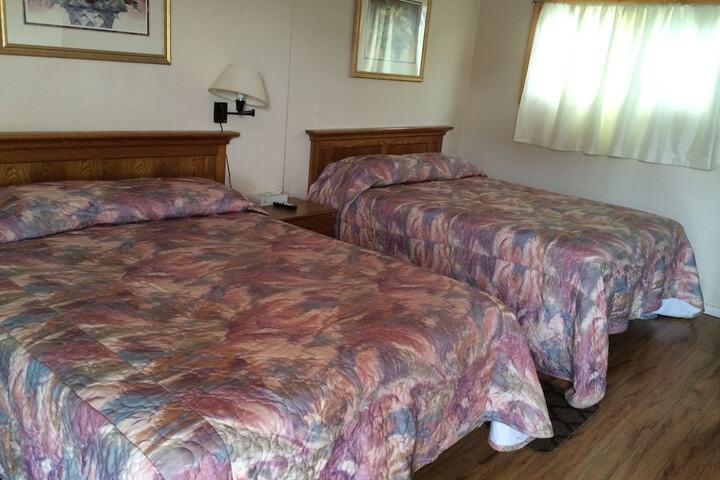 Room 16 of 36