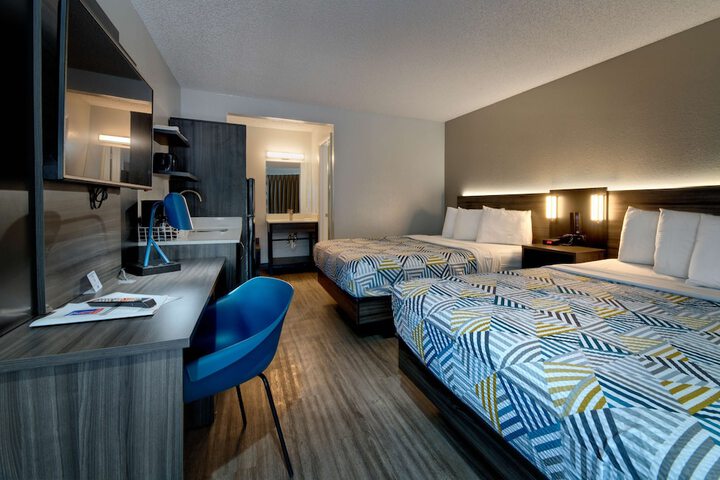 Room 16 of 26