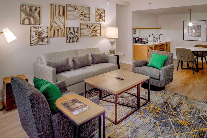 Room 42 of 64