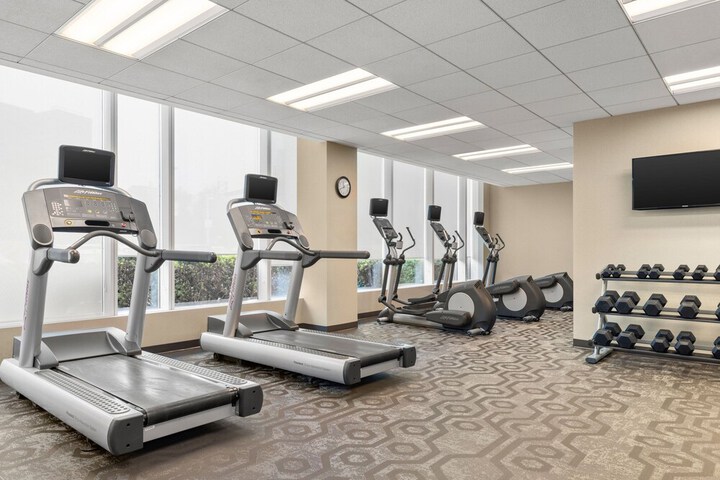 Residence Inn New York The Bronx at Metro Center Atrium