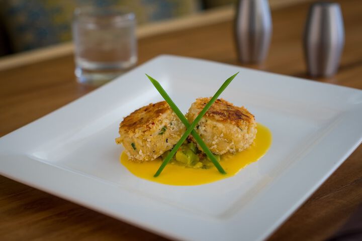 Dining 47 of 73
