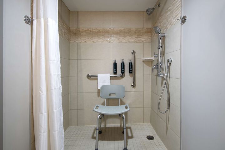 Doubletree by Hilton Hotel Kamloops