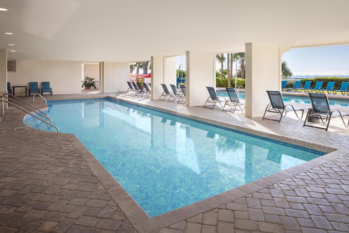 Hampton Inn & Suites Myrtle Beach / Oceanfront