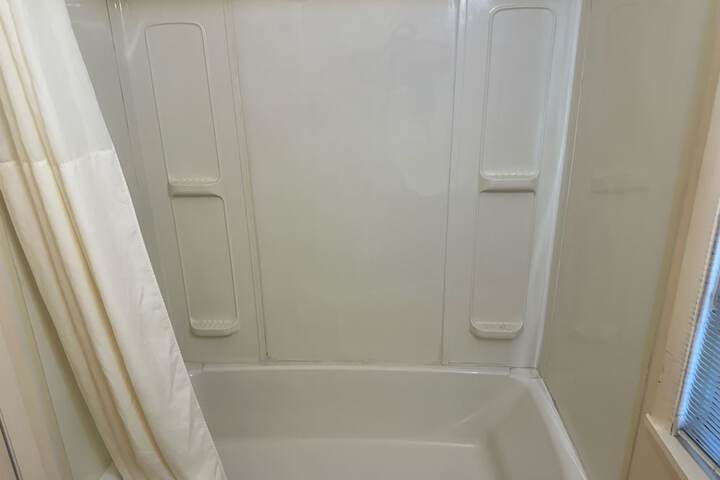 Room 14 of 22