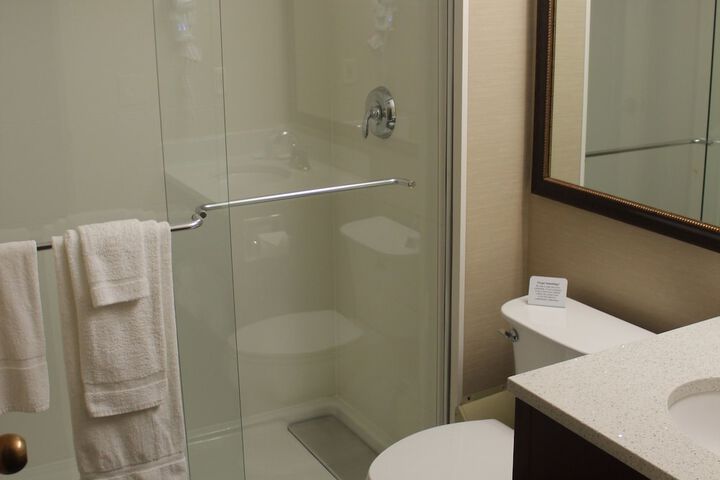 Comfort Inn & Suites West Springfield