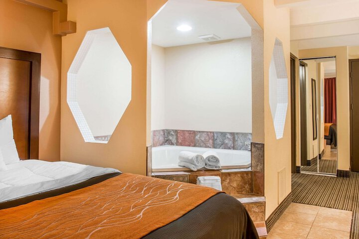 Room 49 of 70