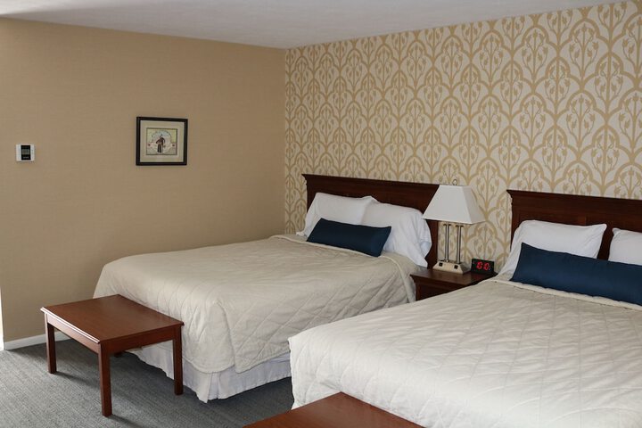 Room 38 of 62