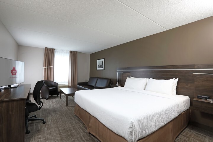 Room 11 of 20