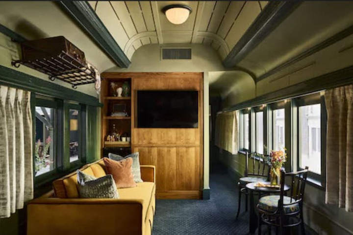 Room 40 of 56