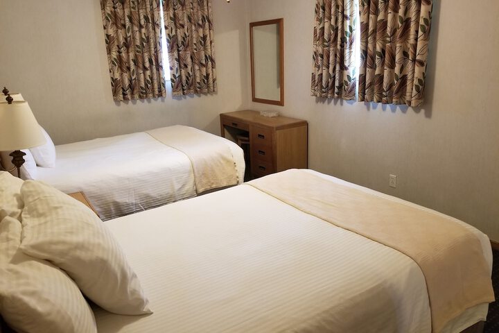 Room 104 of 229