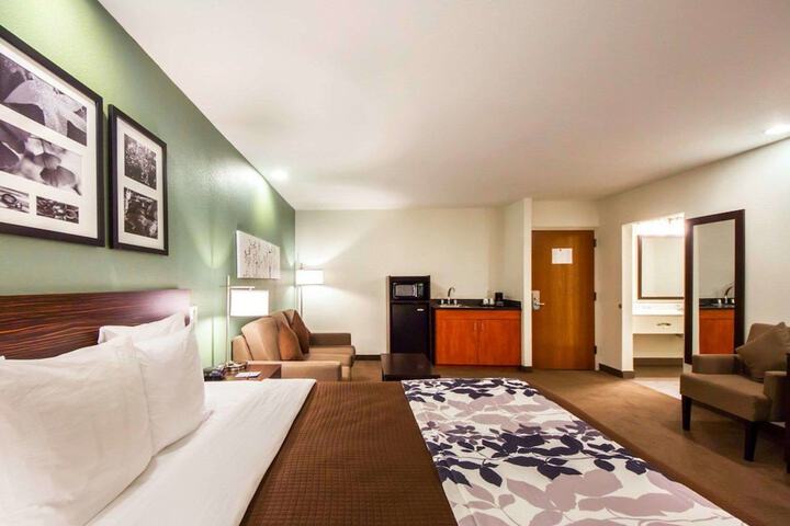 Sleep Inn & Suites Edmond near University