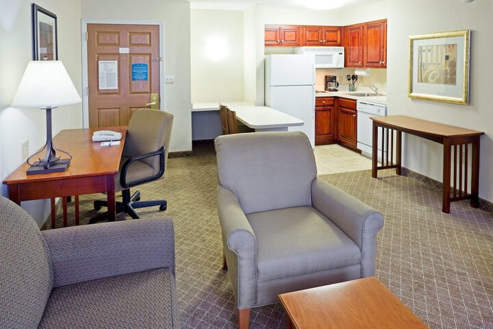 Staybridge Suites Cranbury by IHG