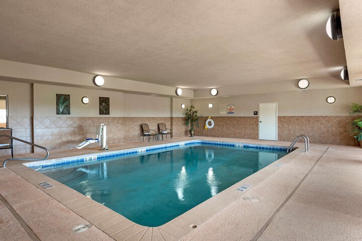 Pool 6 of 39