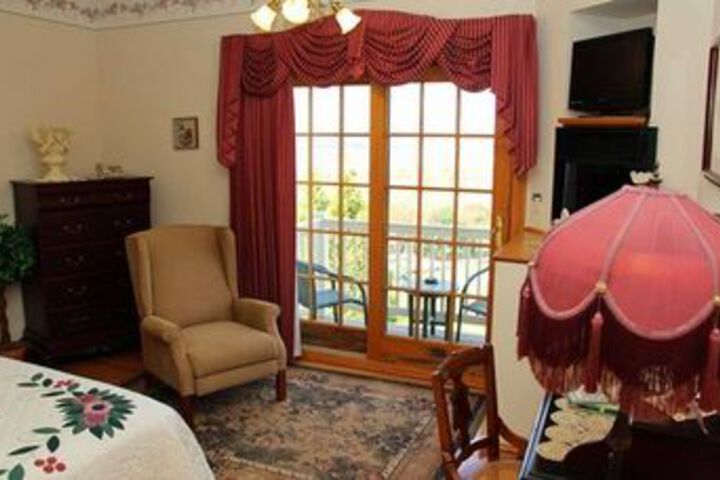 The Hurst House Bed and Breakfast
