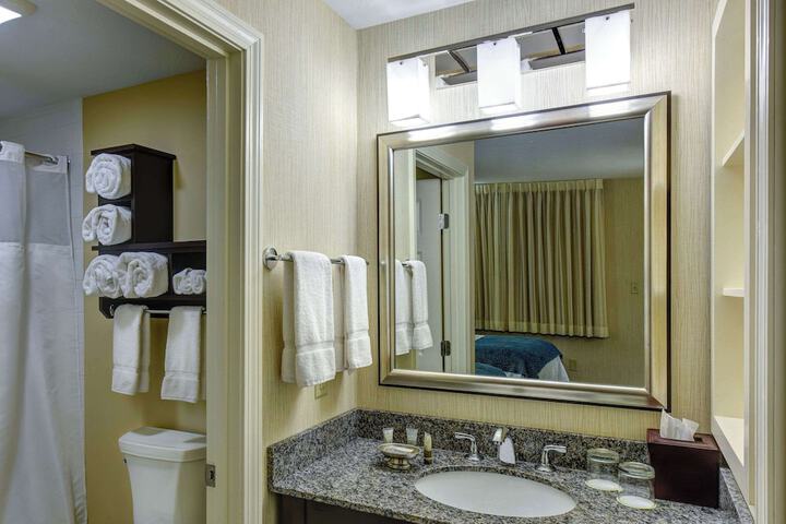 Room 15 of 20