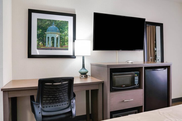 Quality Inn Greenville near University