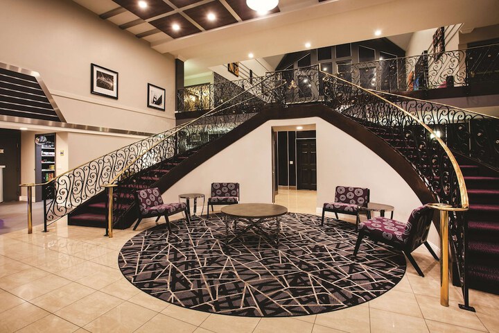 Hotel Interior 6 of 33