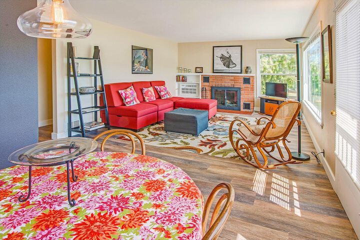 Lake Level Cabin in Oroville