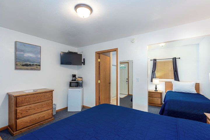 Cascade Motel