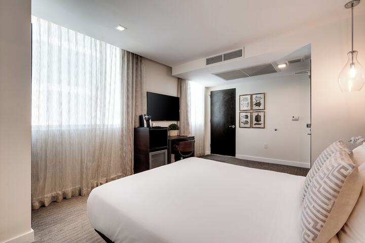 Room 77 of 95