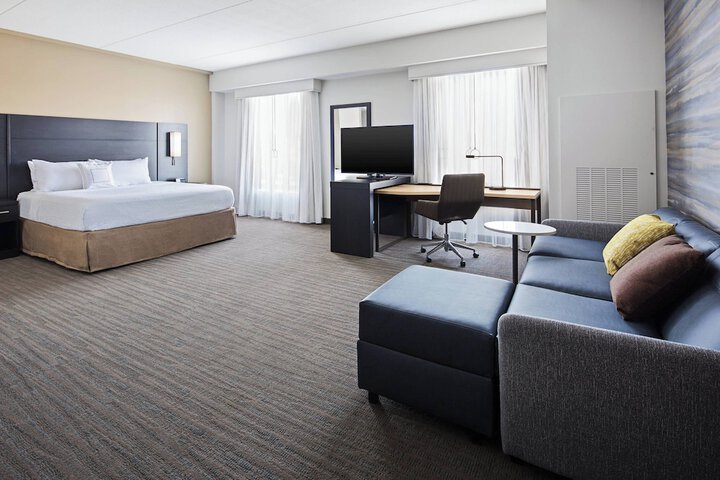 Room 20 of 37