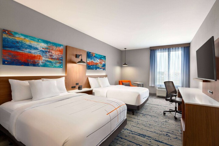 Room 20 of 42