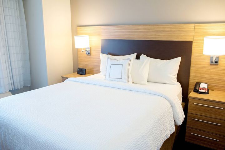 Room 21 of 51