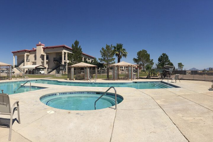 Pool 8 of 41