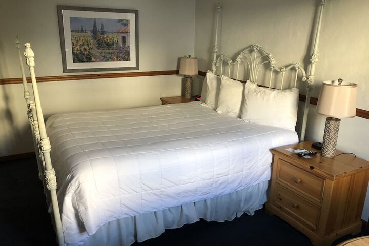 Room 30 of 162