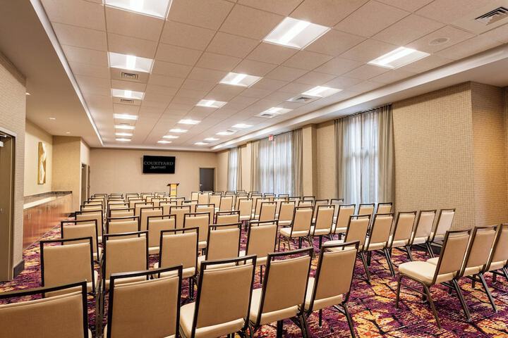Courtyard by Marriott Winston - Salem Downtown