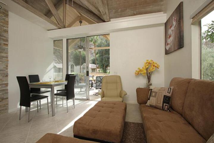 Mountain Cove Private Condo