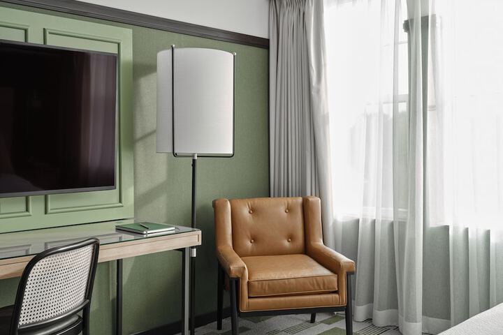 Room 25 of 47