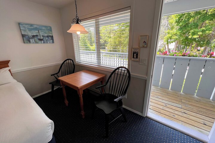 Room 50 of 67