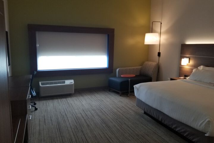 Holiday Inn Express & Suites Fort Mill by IHG