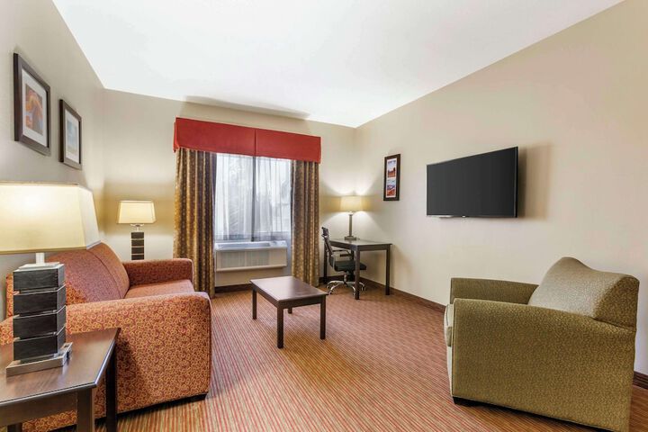 Room 27 of 36