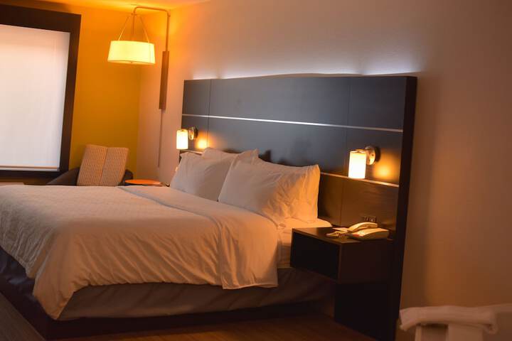 Room 11 of 29