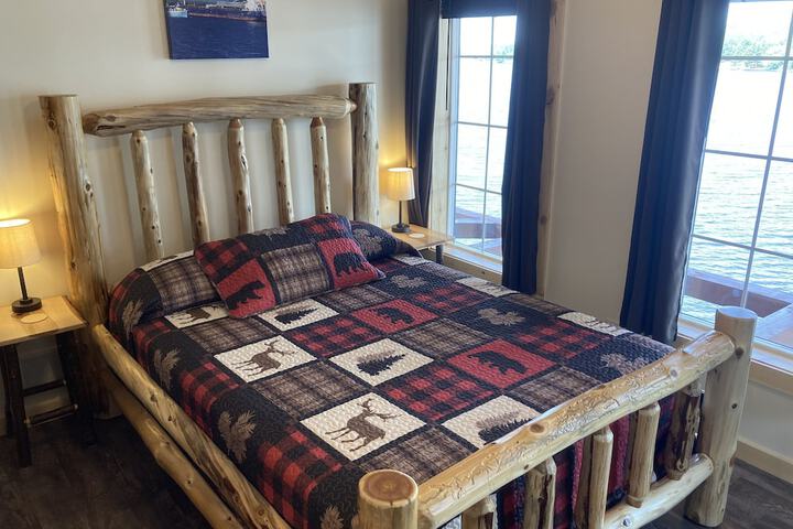 Keweenaw Waters Resort