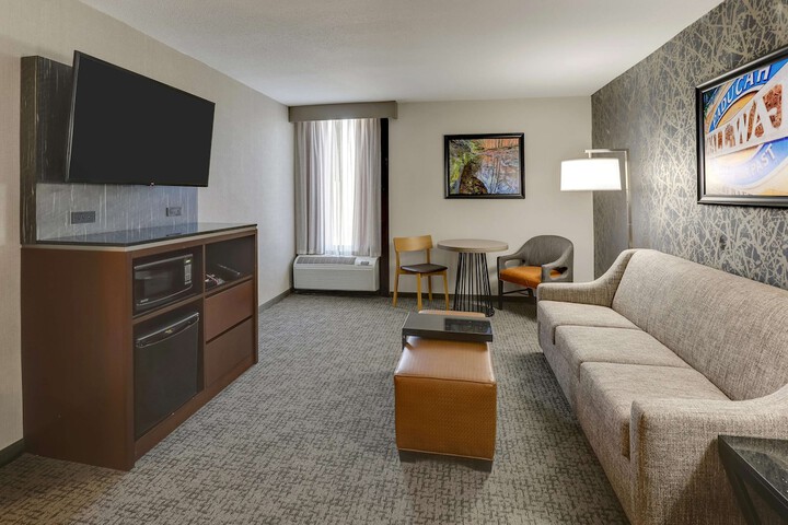 Room 18 of 61