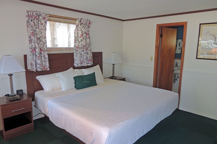 Room 16 of 25