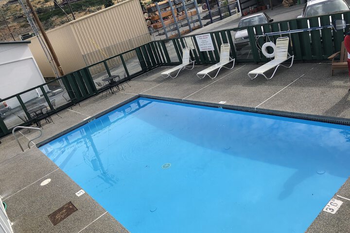 Pool 12 of 72