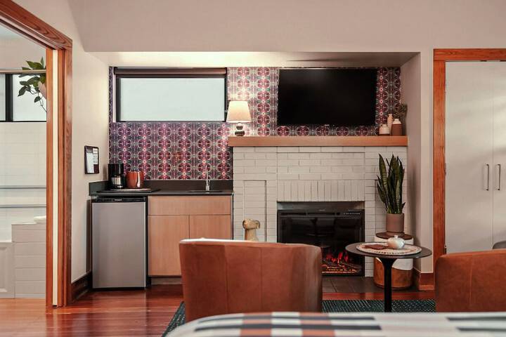 Room 59 of 77