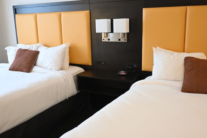 Room 54 of 112